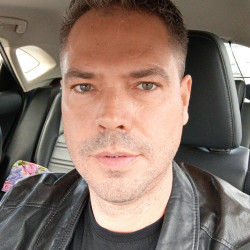 author-pic